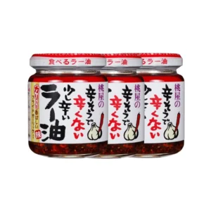 seasoning-0574 โมโมย่า น้ํามันพริก ทาเบรุ ลายุ สูตรน้ํามันเรพซีด กระเทียมทอด และน้ํามันงา (ผลิตในประเทศญี่ปุ่น) ขนาด 110 กรัม x 3 ขวด